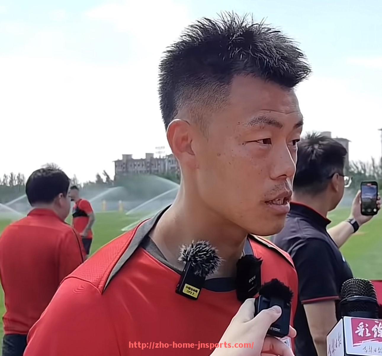 江南综合体育-英超球员全面介绍及体育职业生涯展望